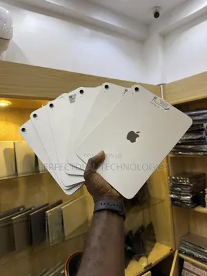 New Apple iPad (2022) 128 GB Silver