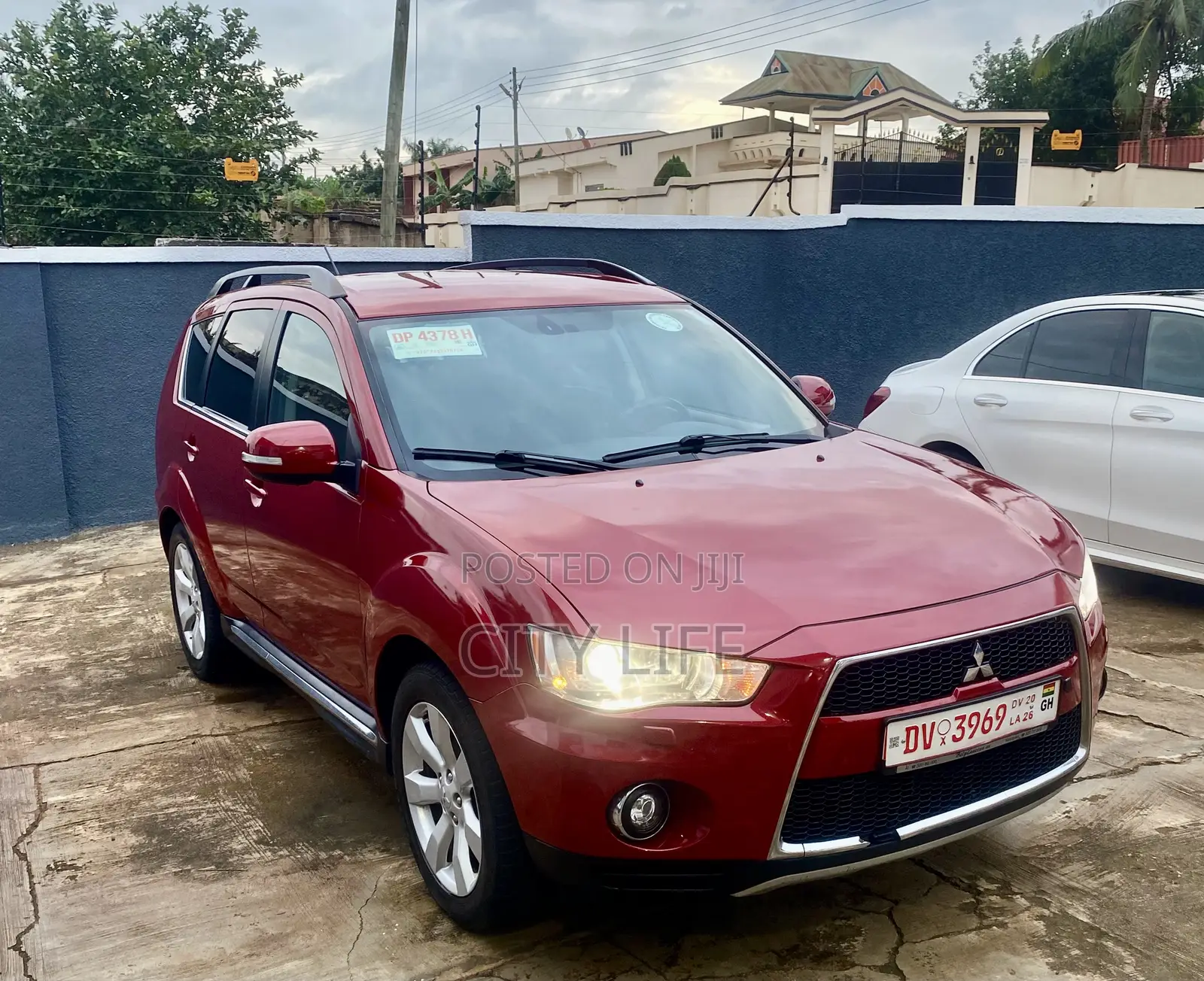 Mitsubishi Outlander SE FWD 2016 Red