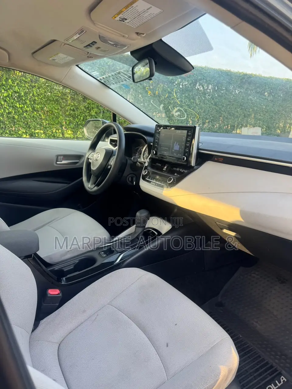 Toyota Corolla LE 2020 Gray