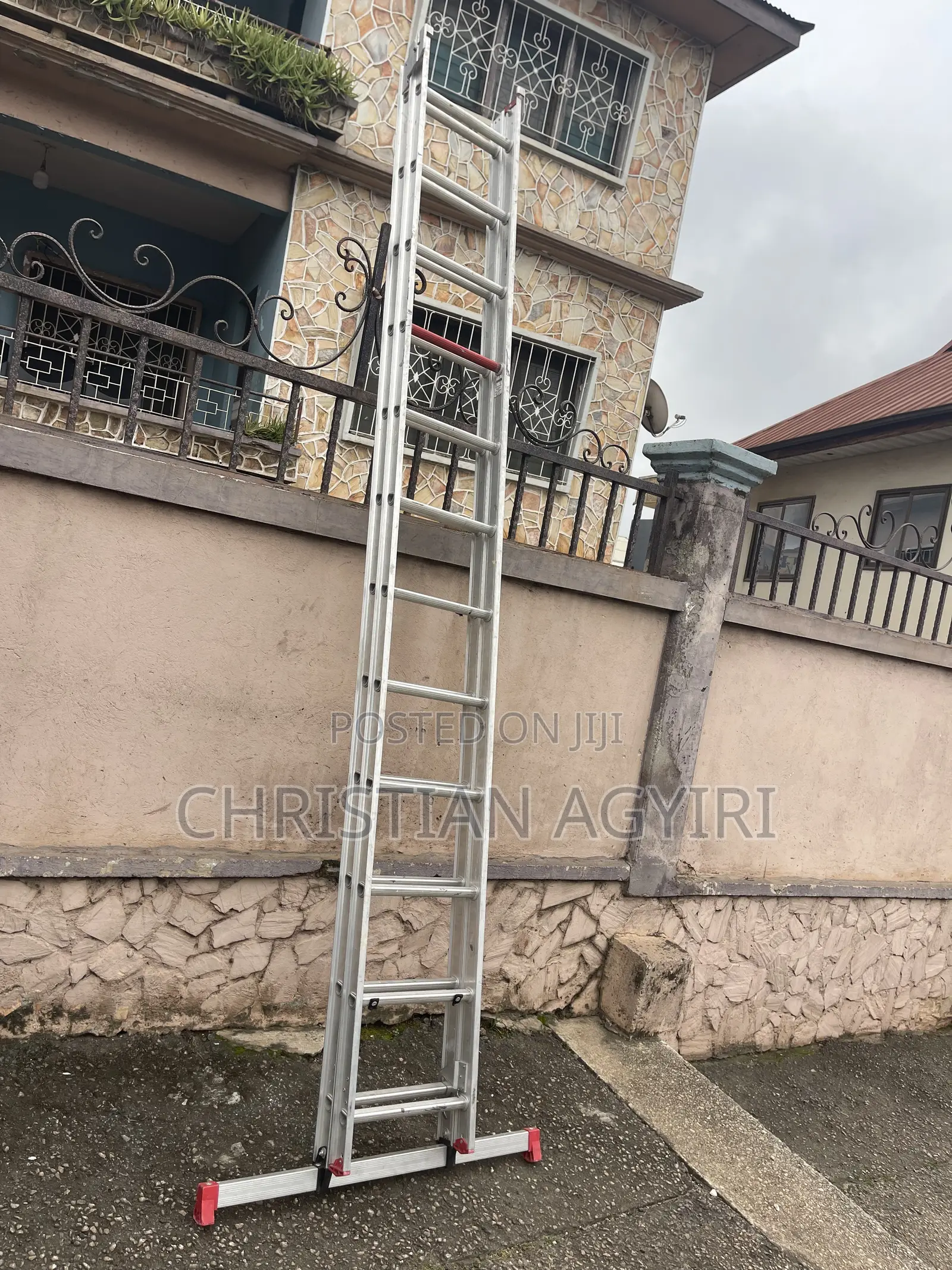 Ladder / Steps