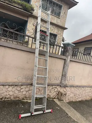 Ladder / Steps
