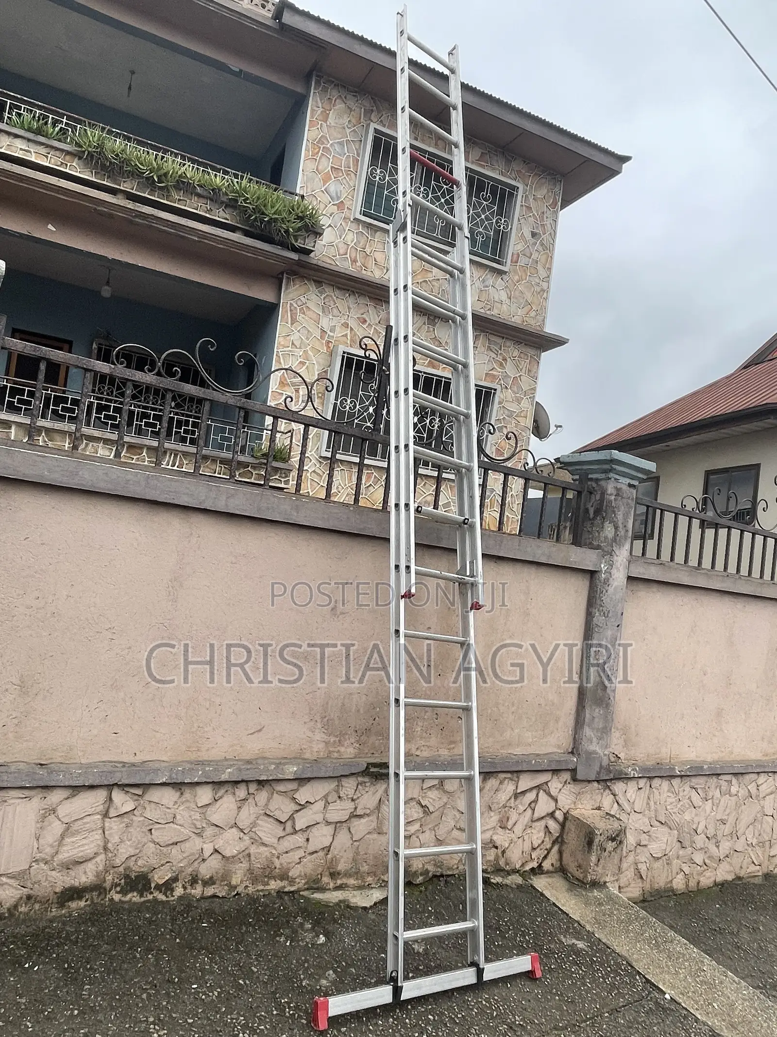 Ladder / Steps