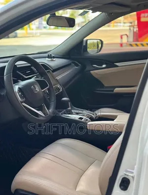 Honda Civic 2019 White