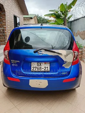 Nissan Versa 2014 Blue