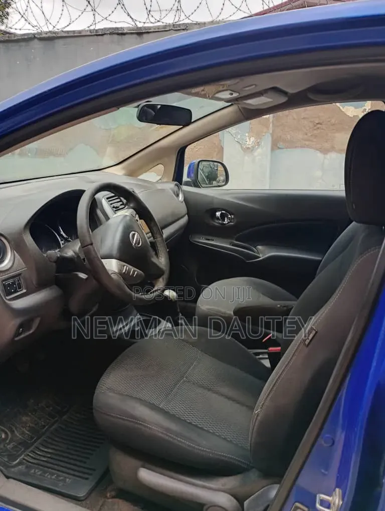 Nissan Versa 2014 Blue