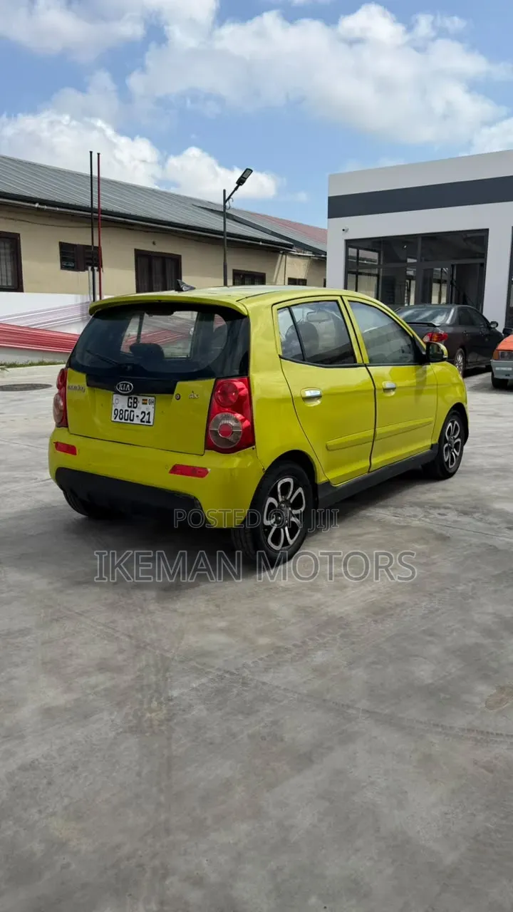 Kia Morning 2011 Green