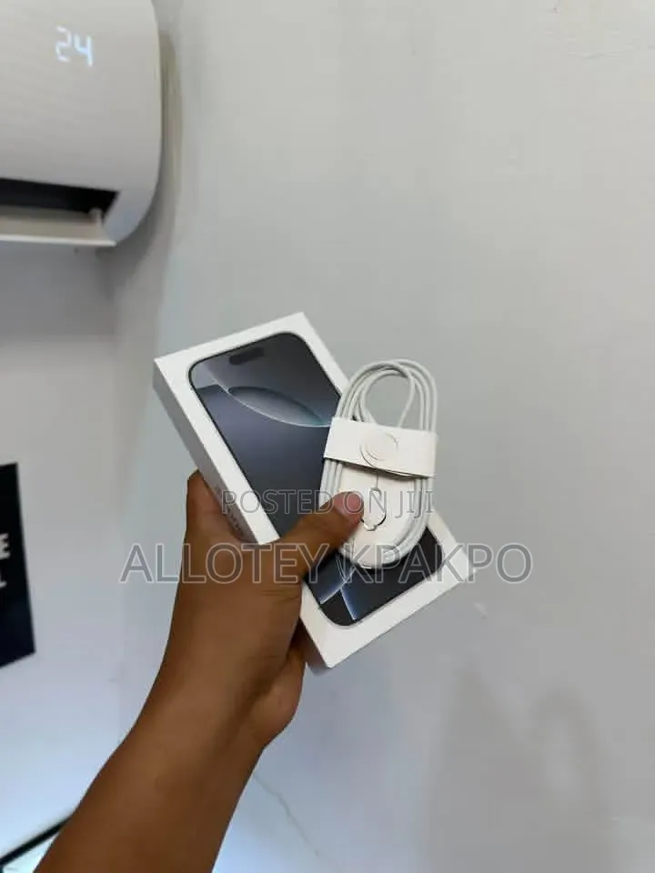 Apple iPhone 15 Pro Max 256 GB Silver