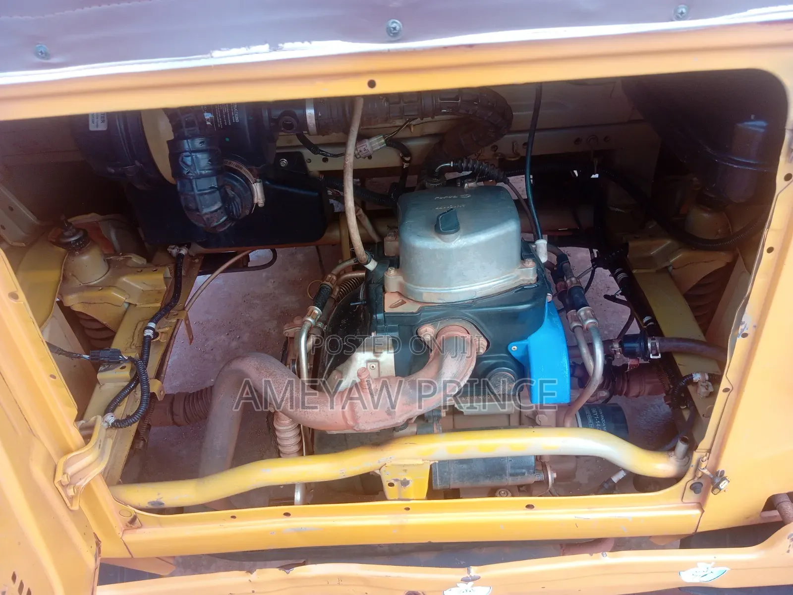 Bajaj RE 2025 Yellow