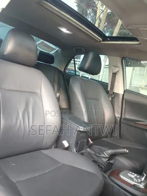 Toyota Corolla 2013 Silver