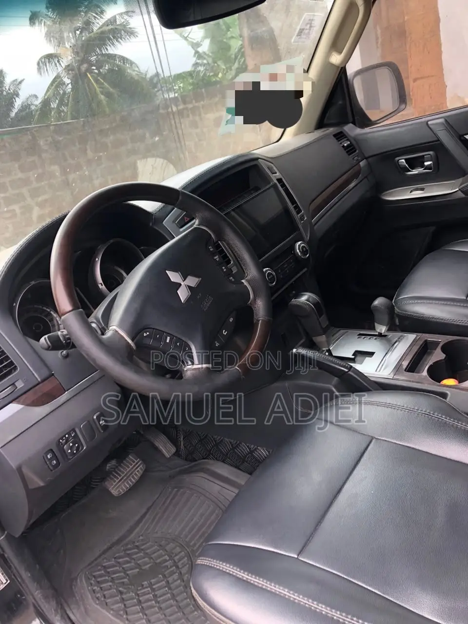 Mitsubishi Pajero 2015 Black