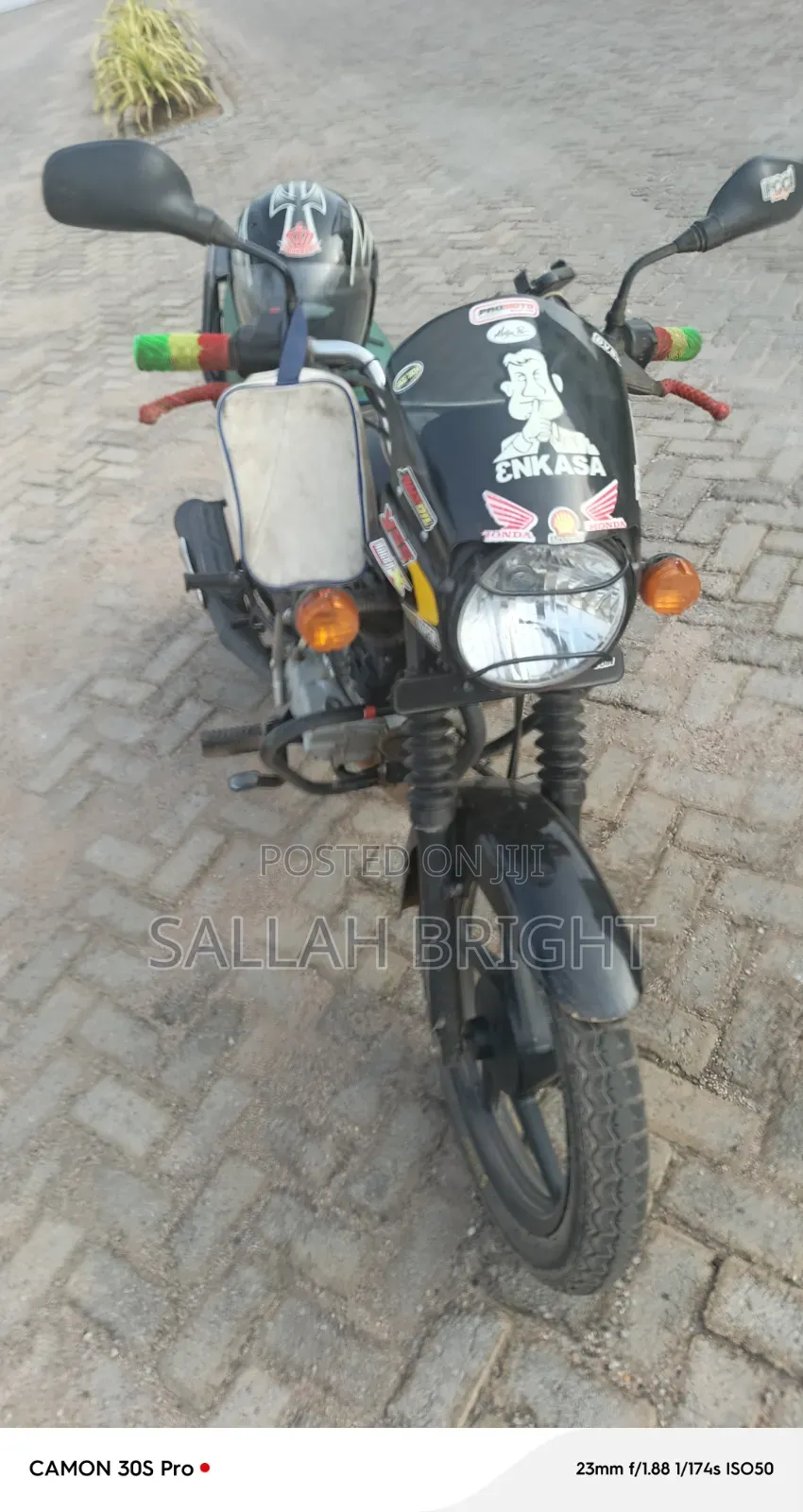 Bajaj Boxer 150 UG 2025 Black