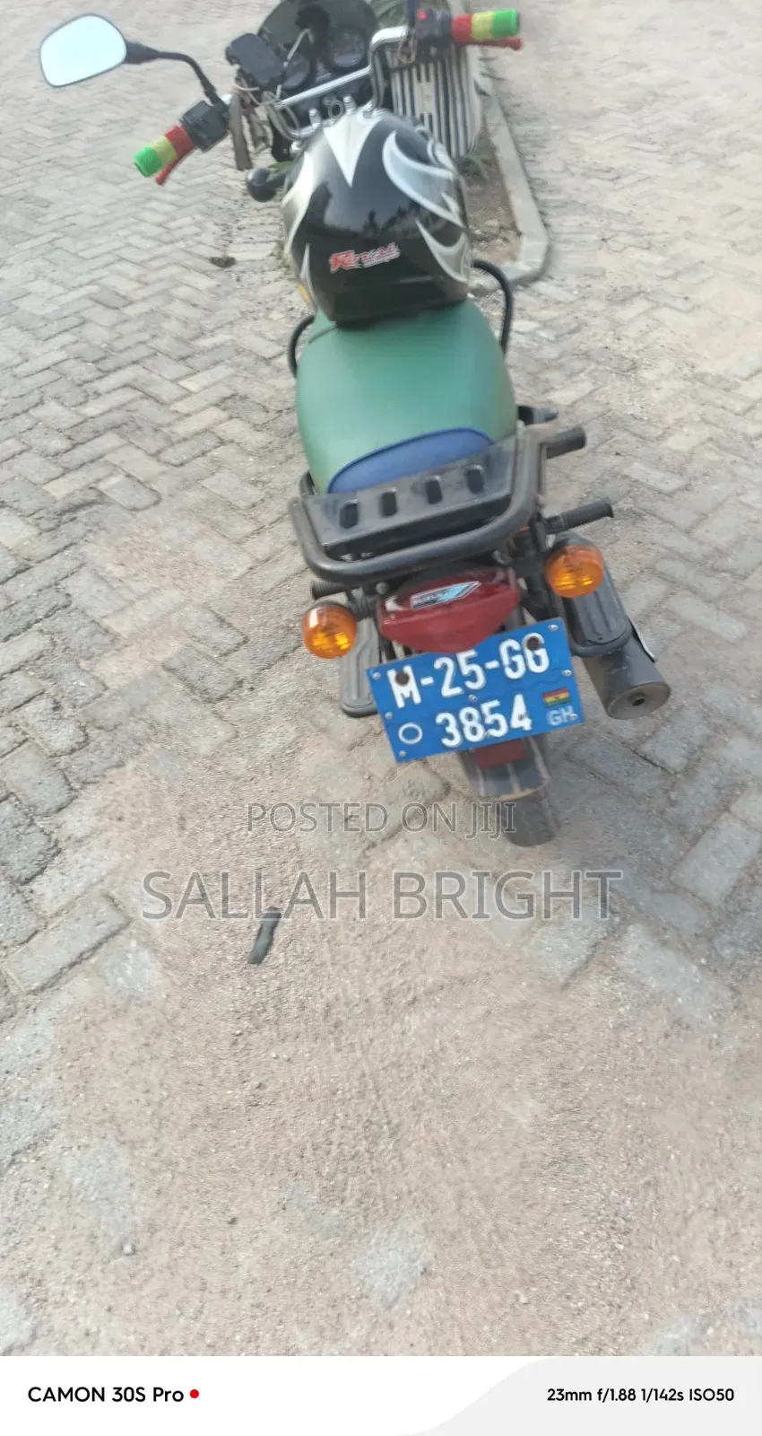 Bajaj Boxer 150 UG 2025 Black