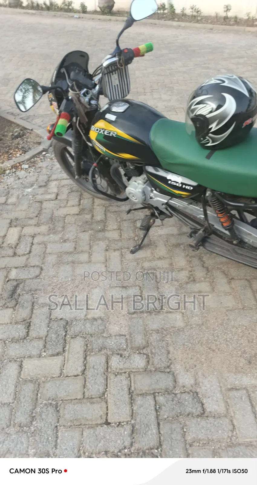 Bajaj Boxer 150 UG 2025 Black