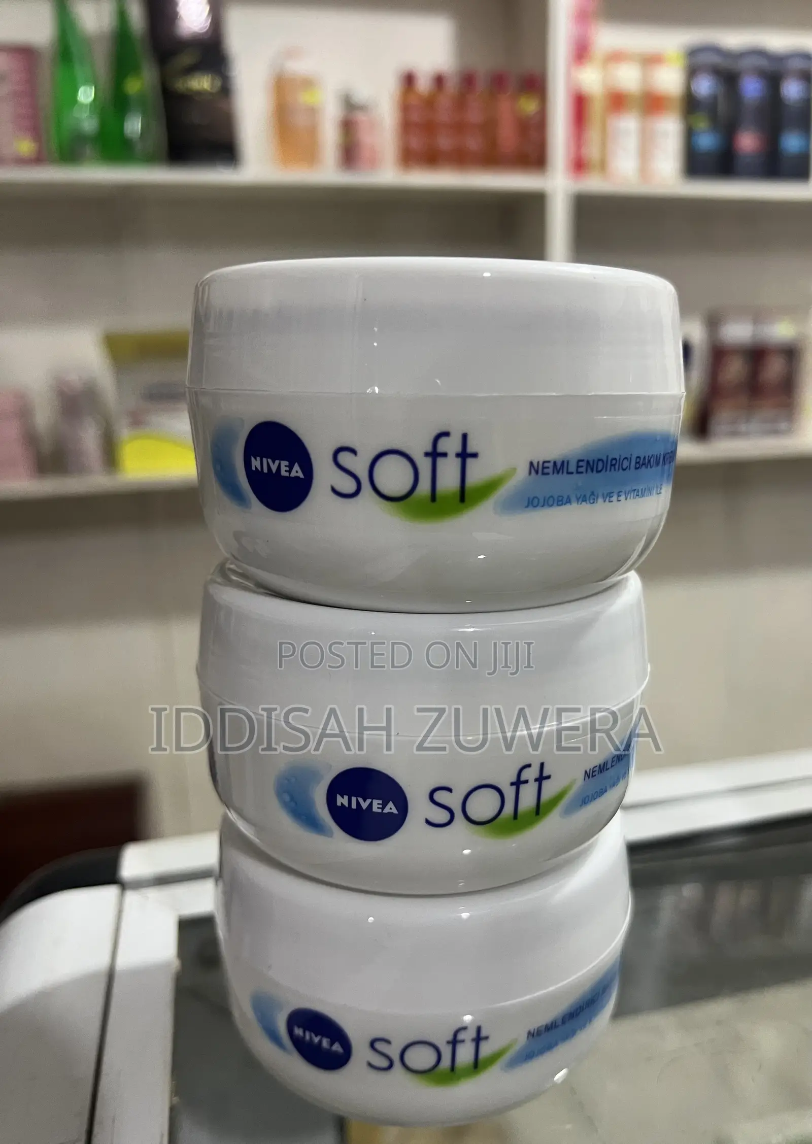Nivea Soft Moisturizing Cream