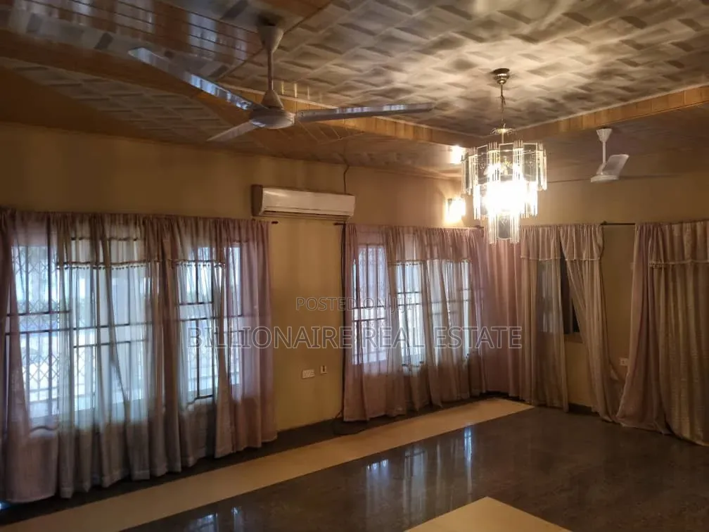 5bdrm House in Santasi Kokoben, Kumasi Metropolitan for rent