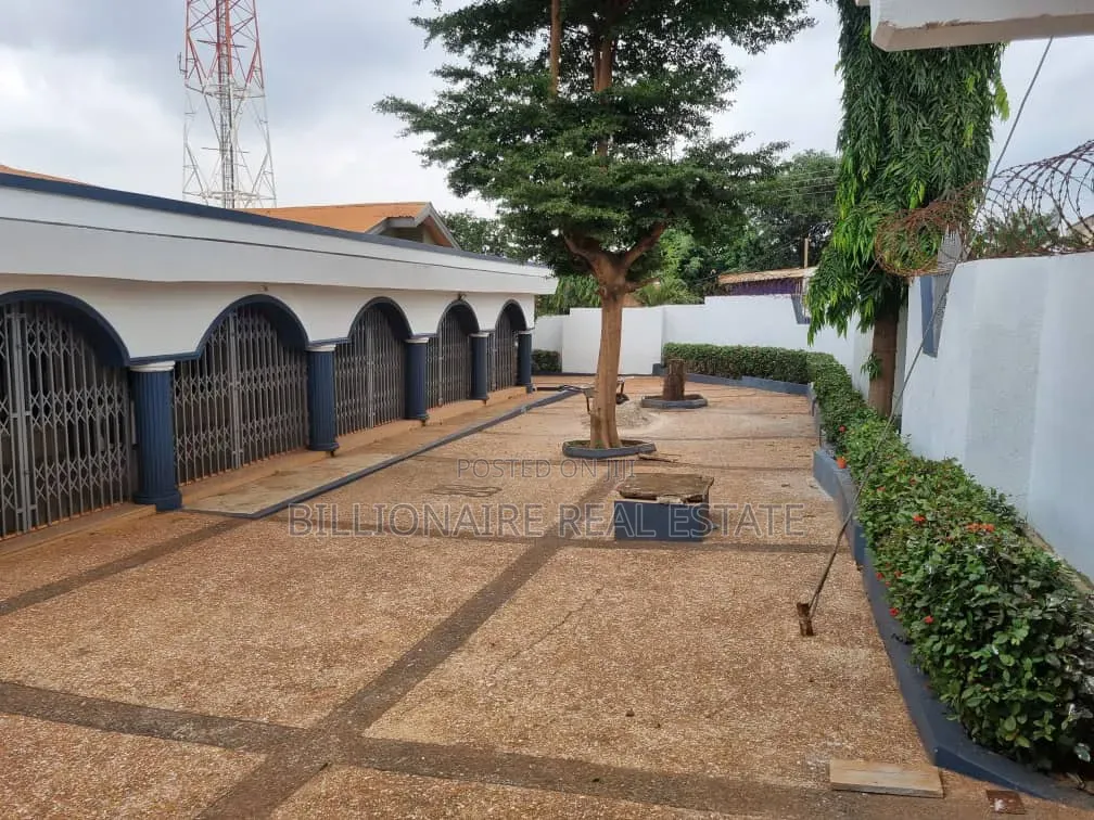 5bdrm House in Santasi Kokoben, Kumasi Metropolitan for rent