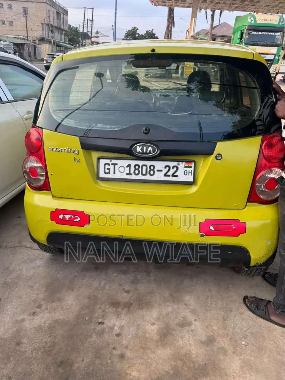 Kia Morning 2011 Yellow