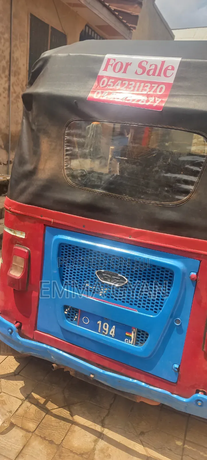 Bajaj RE 2025 Black