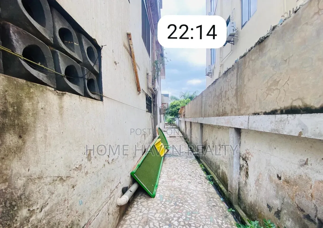0.41 Acre Land for Sale at Dzorwulu