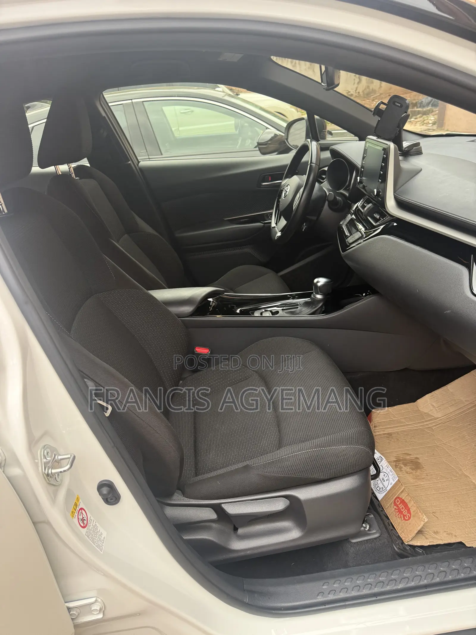 Toyota C-HR Limited FWD 2019 White