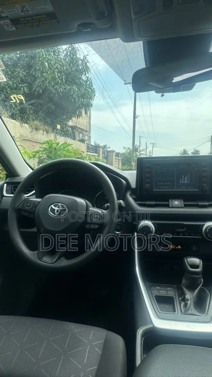 Toyota RAV4 2021 Black