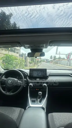 Toyota RAV4 2021 Black