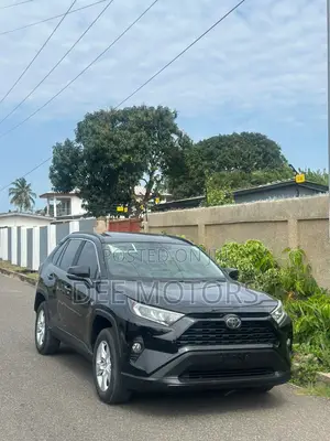 Toyota RAV4 2021 Black