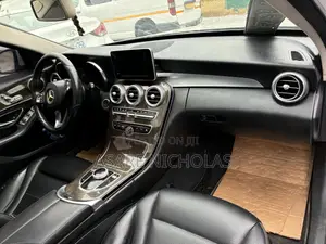 Mercedes-Benz C300 2016 White