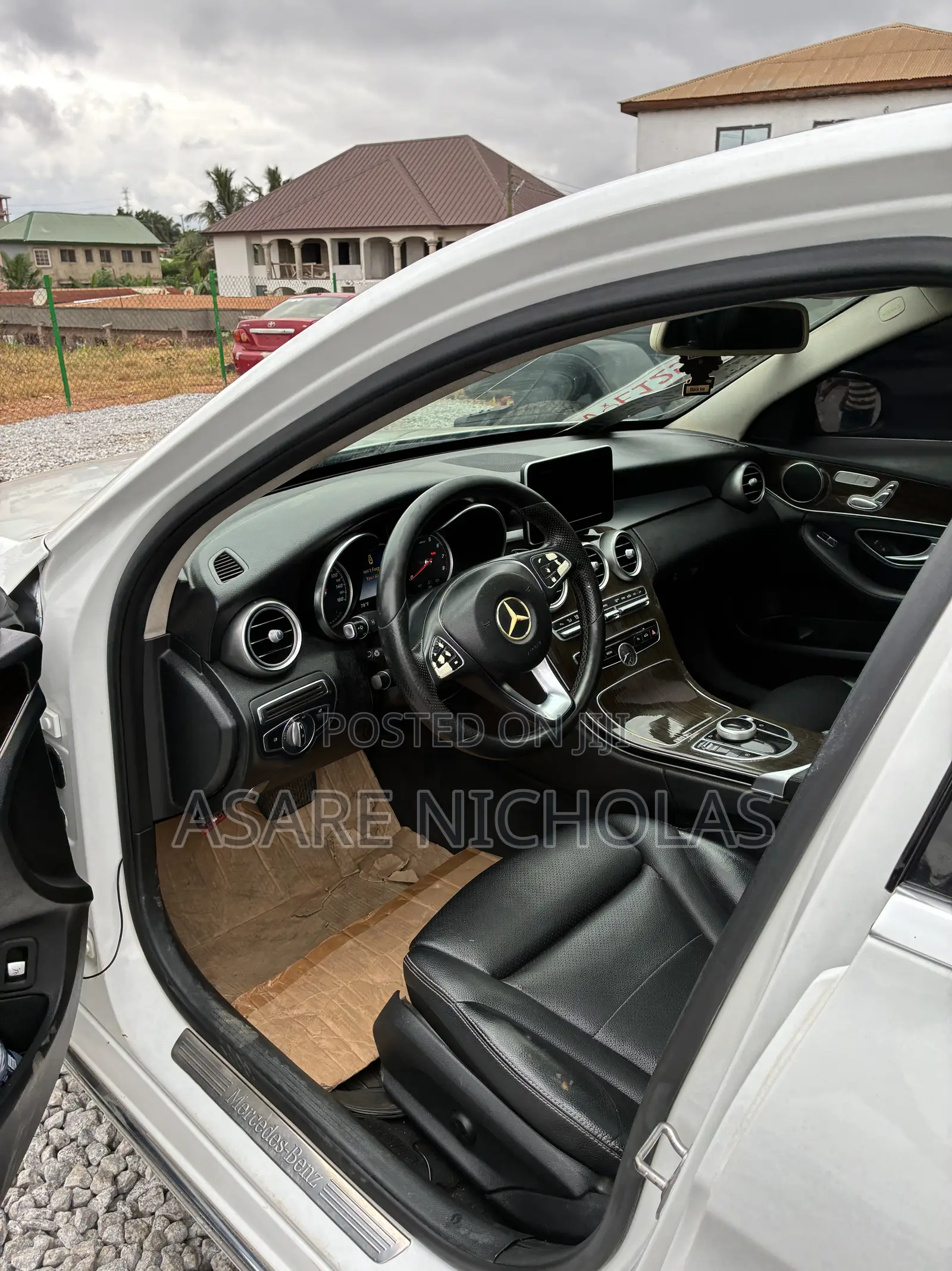 Mercedes-Benz C300 2016 White