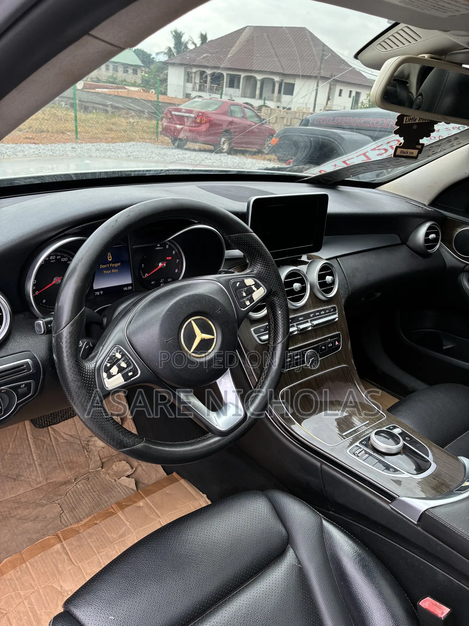 Mercedes-Benz C300 2016 White