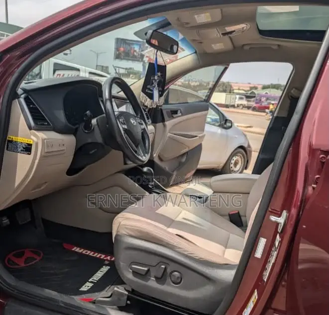 Hyundai Tucson 2017 Brown