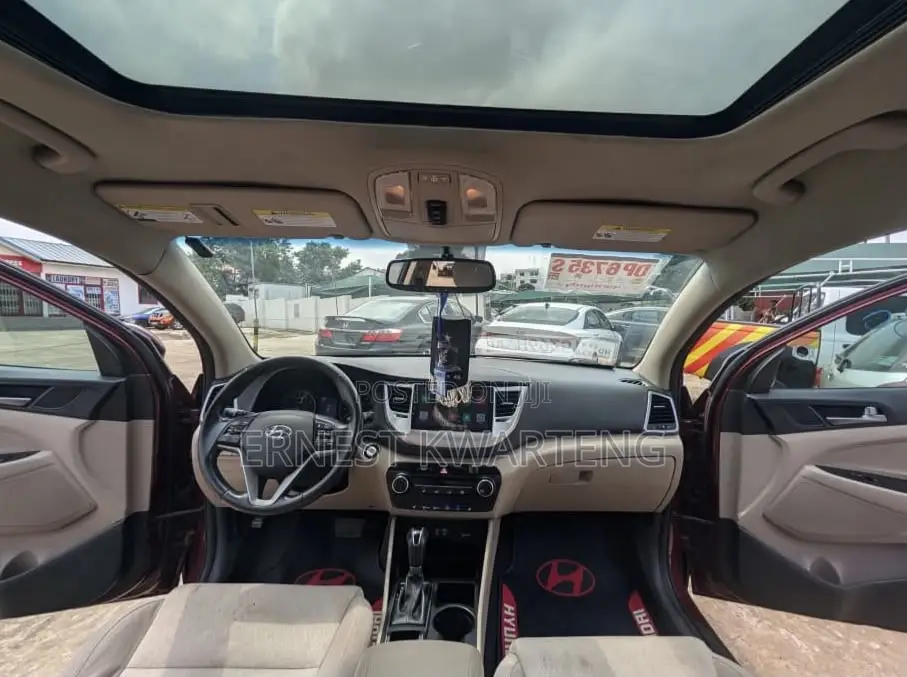 Hyundai Tucson 2017 Brown