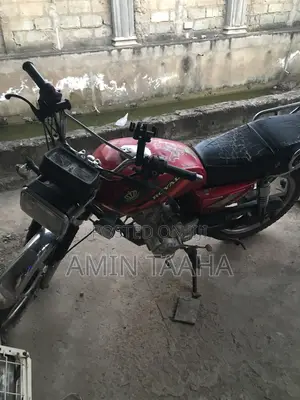 Royal RY125 2025 Red