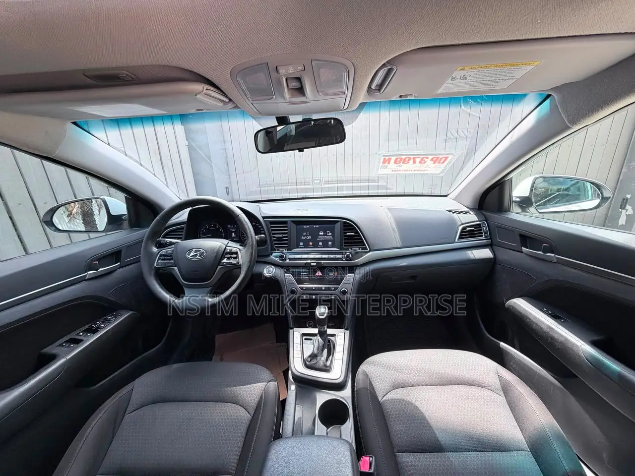 Hyundai Elantra 2017 White