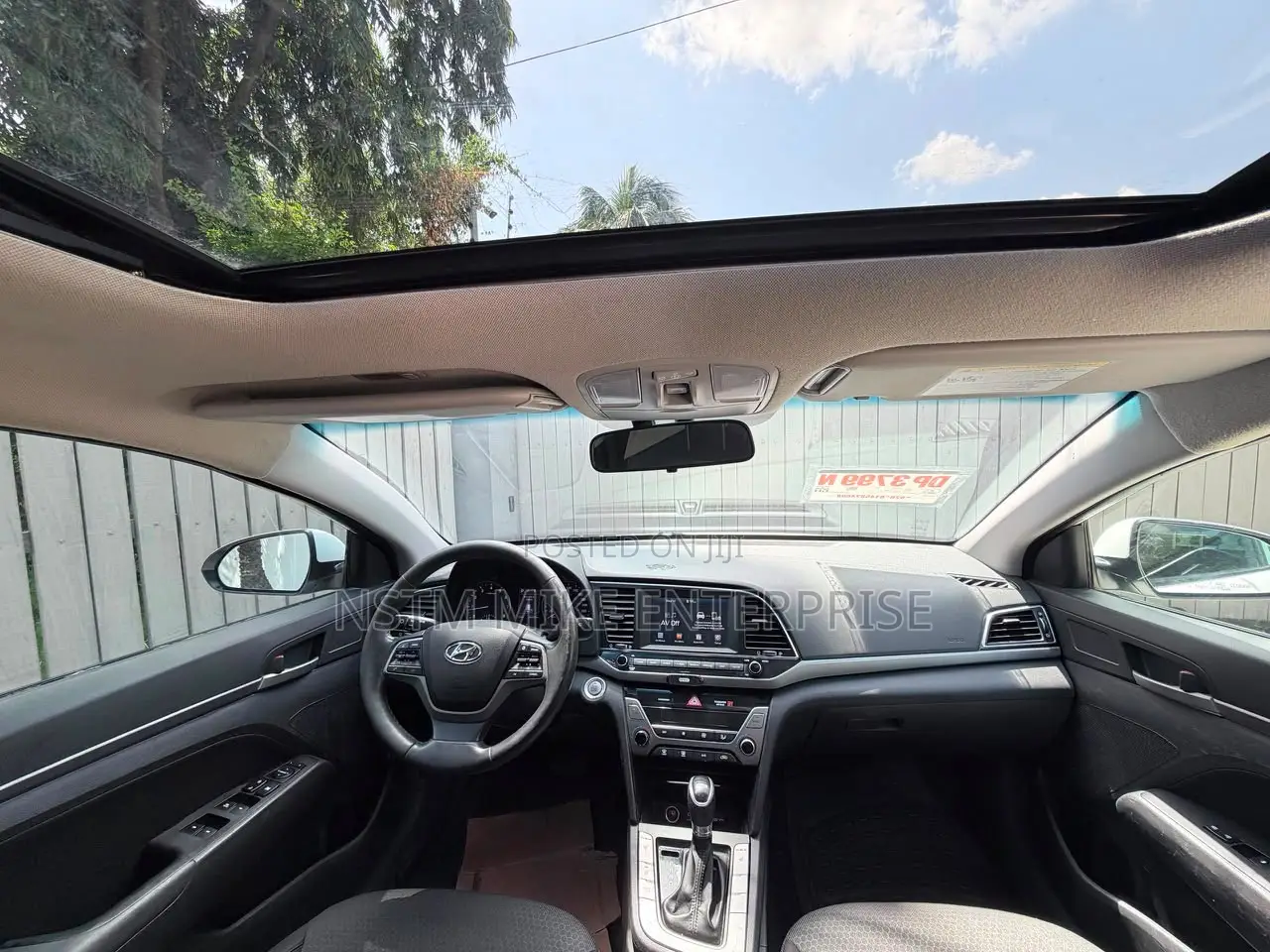 Hyundai Elantra 2017 White