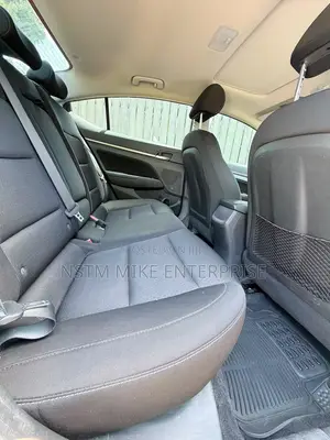 Hyundai Elantra 2017 White