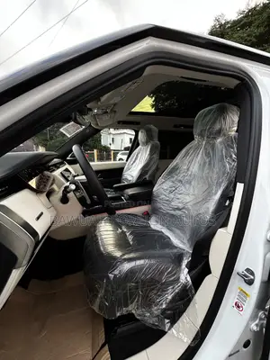 Land Rover Range Rover Vogue 2022 White
