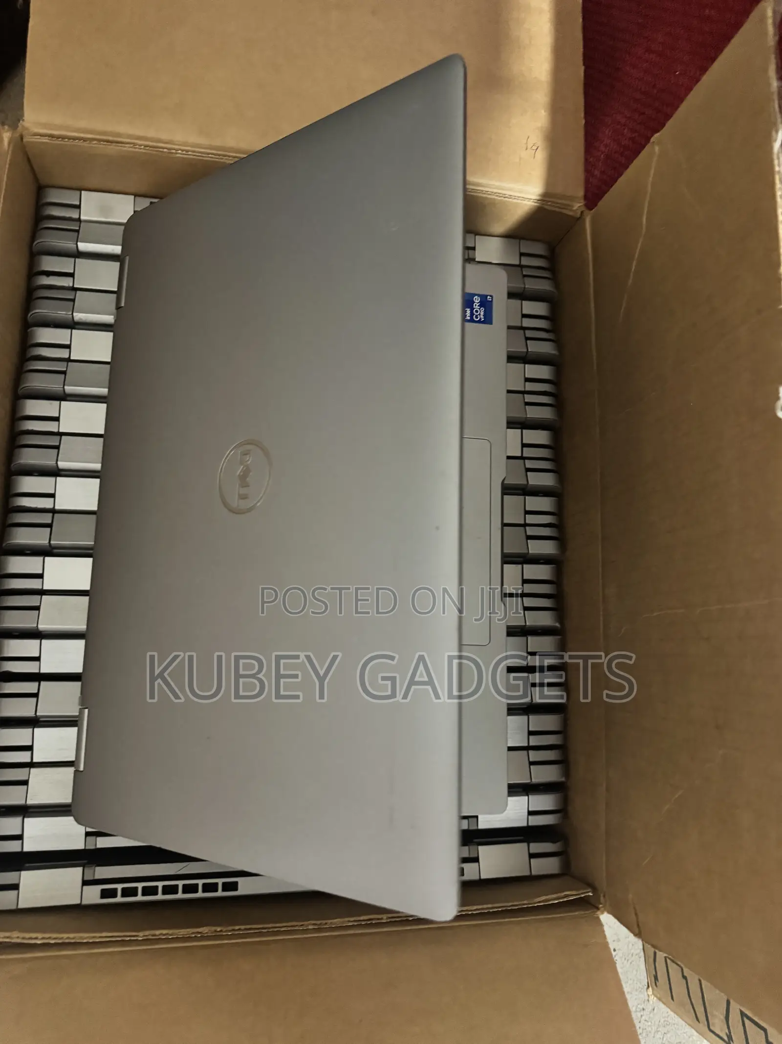 Laptop Dell Latitude 5320 2-in-1 16GB Intel Core i7 SSD 256GB