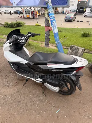 Honda 2021 White