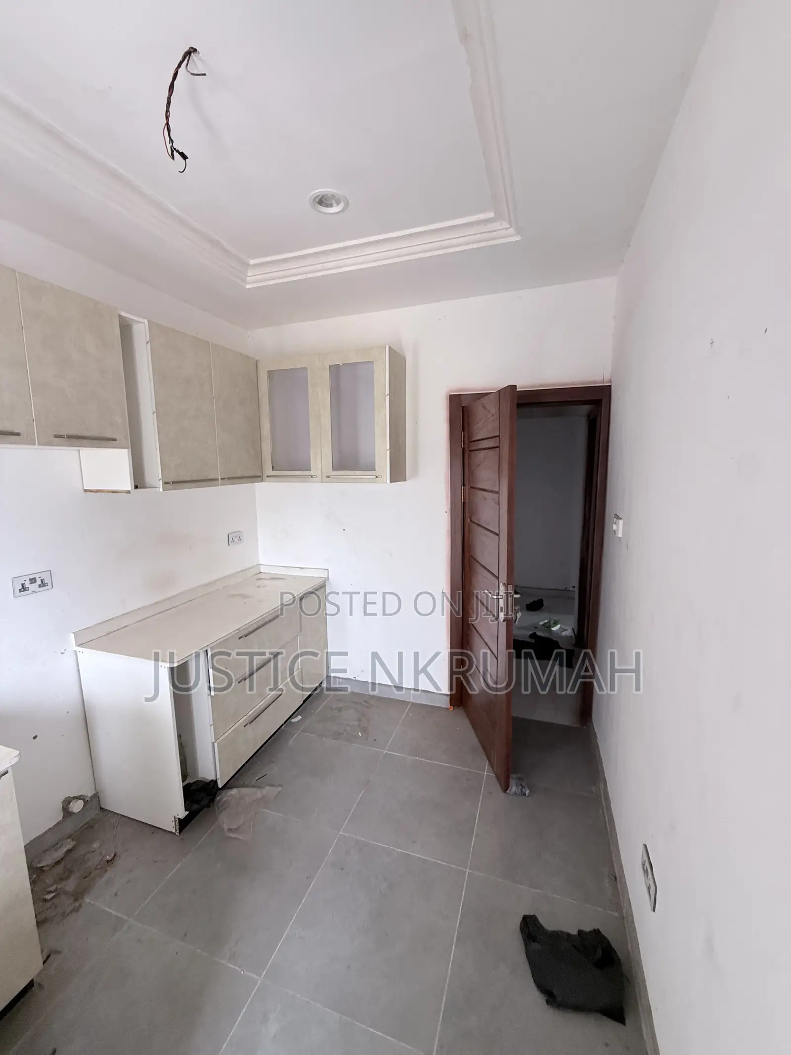 1bdrm Apartment in Mr. Justice Estate, Old Barrier for rent
