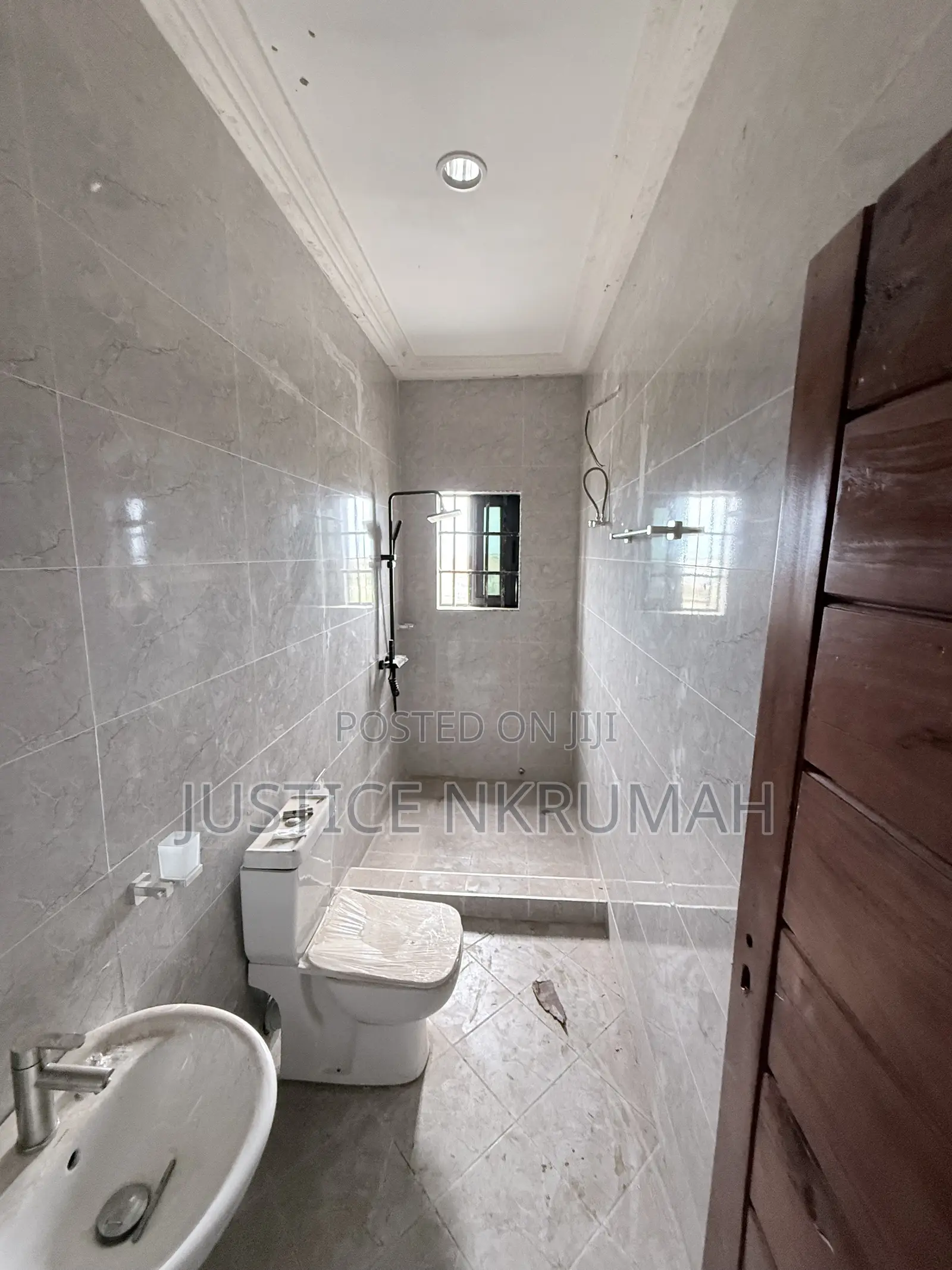 1bdrm Apartment in Mr. Justice Estate, Old Barrier for rent