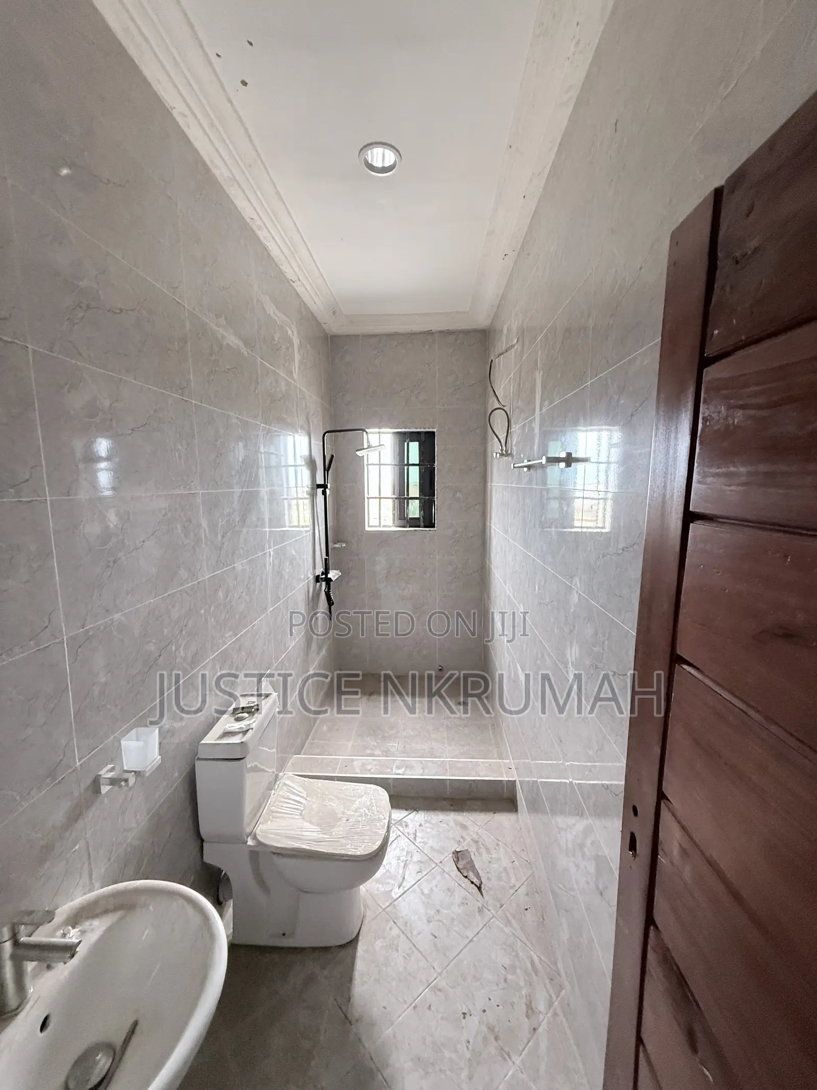 1bdrm Apartment in Mr. Justice Estate, Old Barrier for rent
