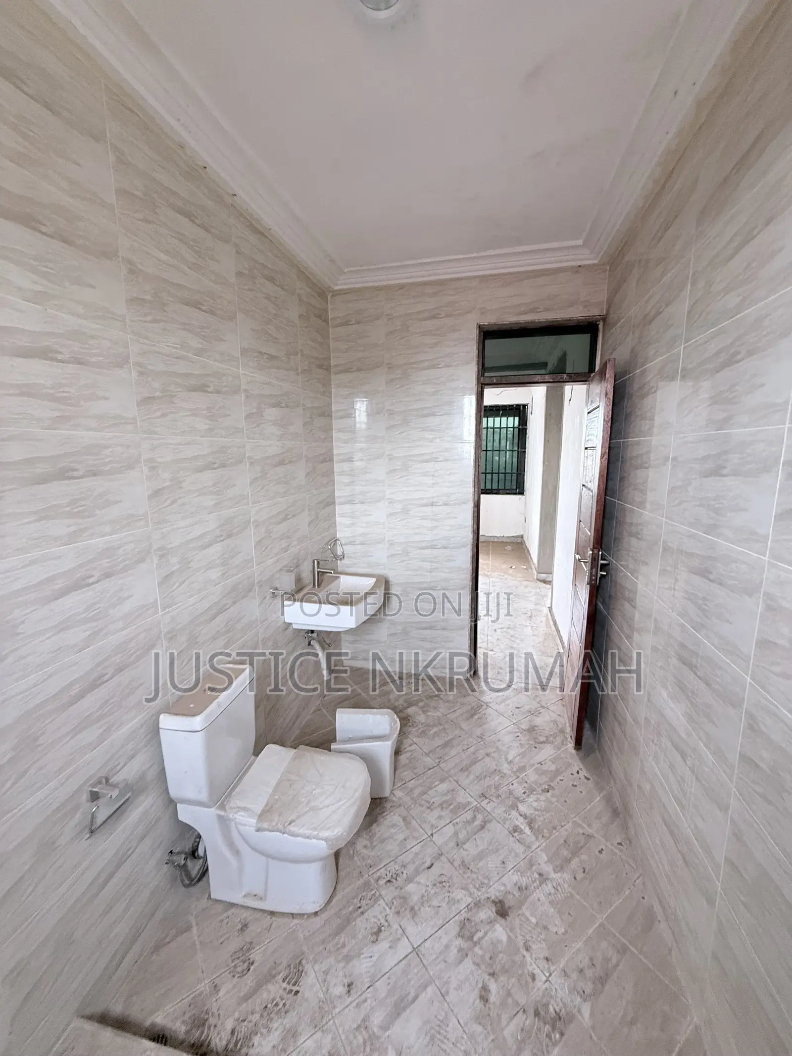 2bdrm Apartment in Mr. Justice Estate, Old Barrier for rent