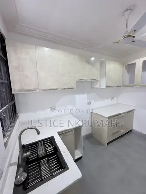 3bdrm Apartment in Mr. Justice Estate, Old Barrier for rent