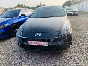 Hyundai Elantra Limited IVT 2025 Black