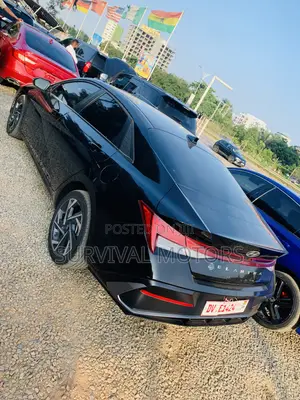 Hyundai Elantra Limited IVT 2025 Black