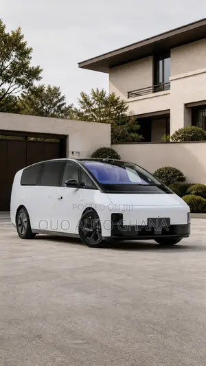 Li Auto Mega 2025 White