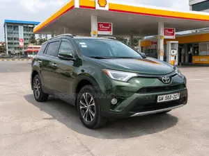 Toyota RAV4 LE 4dr SUV (2.5L 4cyl 6A) 2015 Green