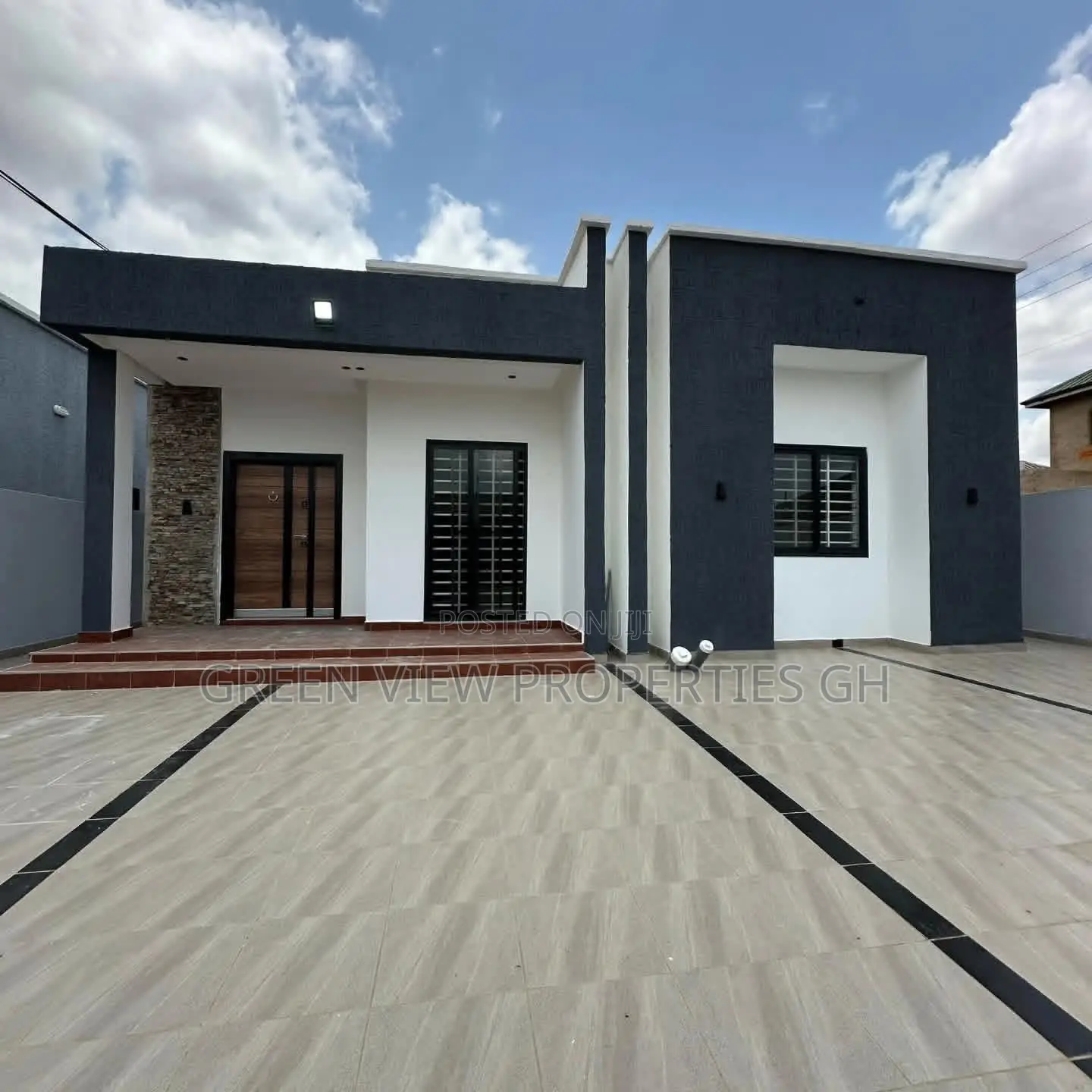 3bdrm House in Oyarifa for sale