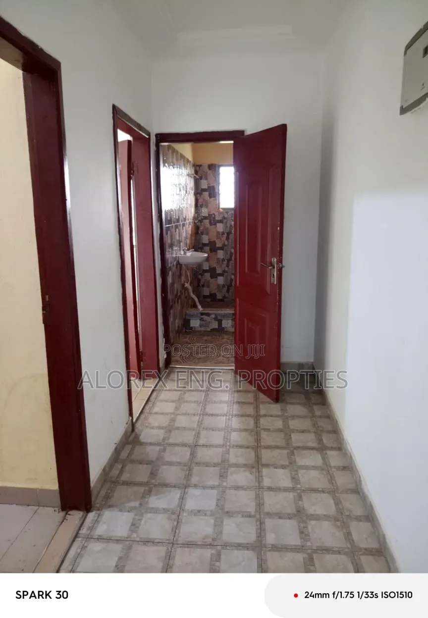 1bdrm Apartment in Adenta Amrahia, Malejor for rent